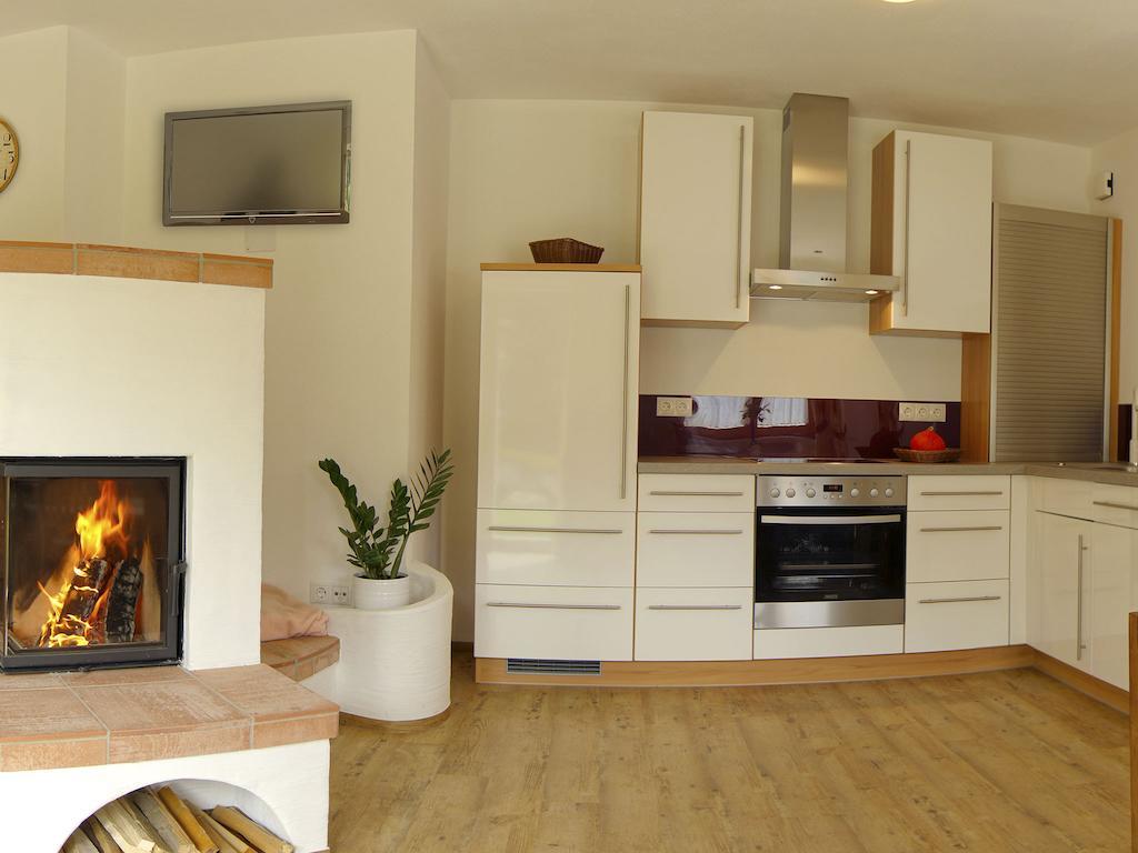 Ferienwohnung Bergblick Filzmoos Kamer foto